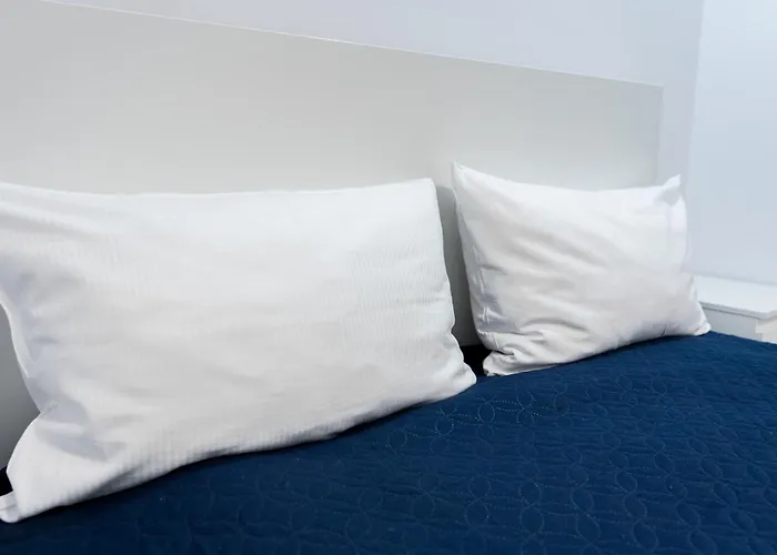 Jezyce By Bookinghost Poznań