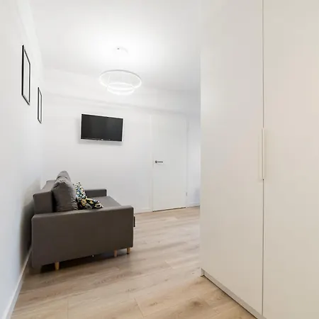 Jezyce By Bookinghost * Poznan