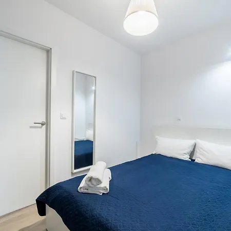 Jezyce By Bookinghost * Poznan