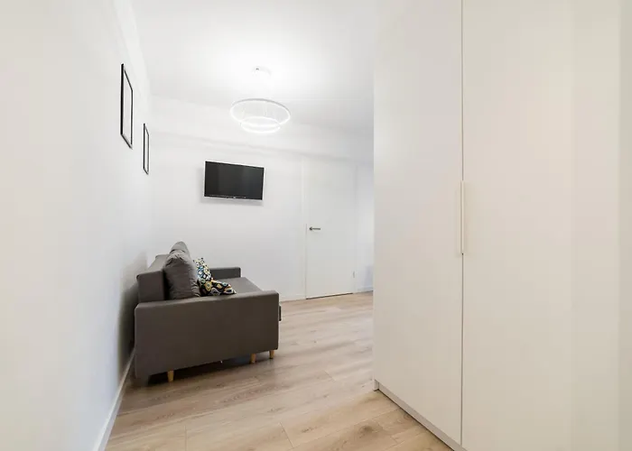 Jezyce By Bookinghost * بوزنان