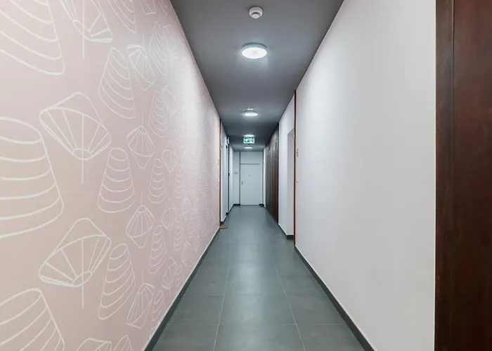 Jezyce By Bookinghost شقة