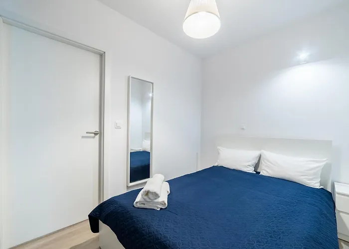 Jezyce By Bookinghost * بوزنان